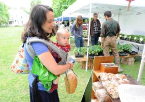 dt.common.streams.StreamServer